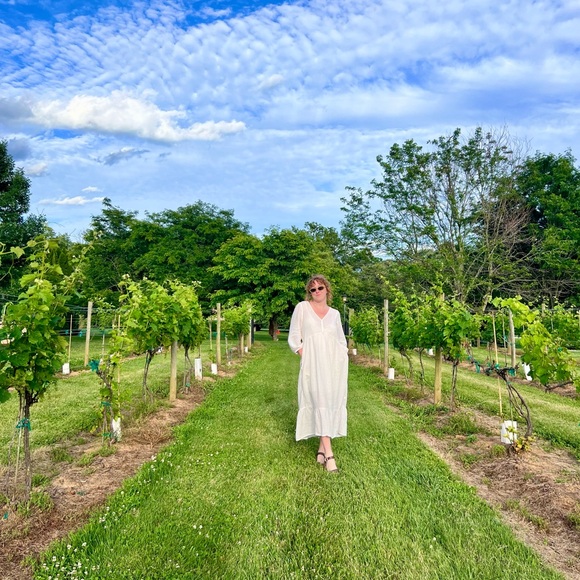 Meet your Posher, Liz - Picture 5 of 8